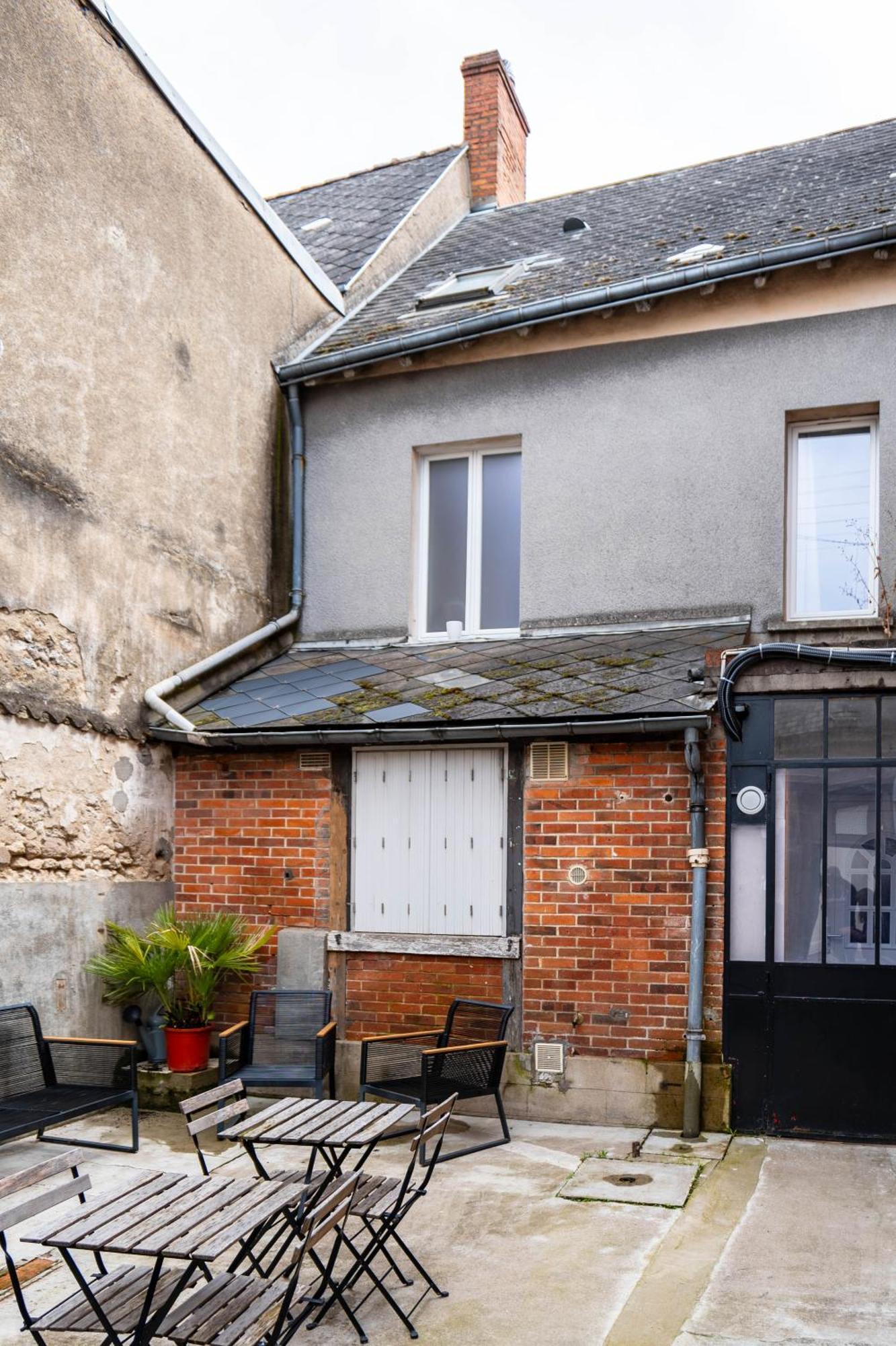 Studio Cosy Rdc, Calme Avec Cour Exterieure Саран Екстериор снимка